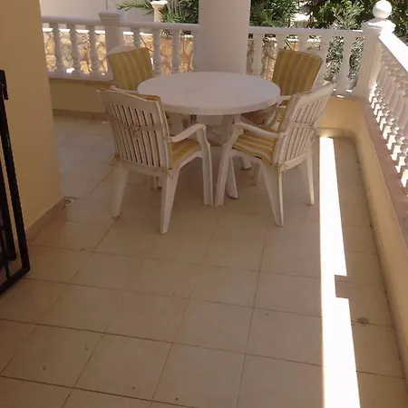 Villa Lynton *